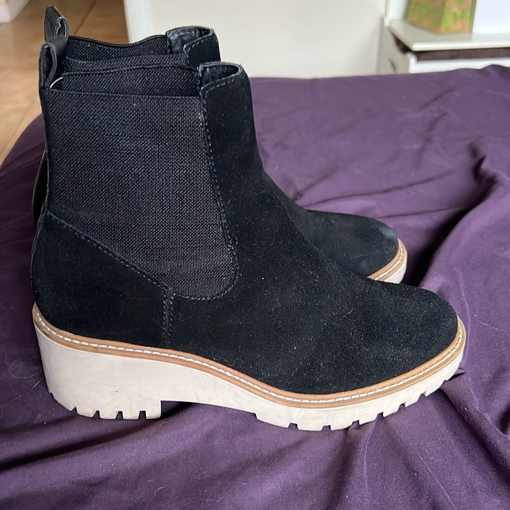Dolce Vita suede Hayle Bootie